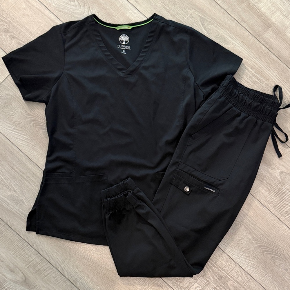 Healing Hands Black Scrub Set- Women M/S